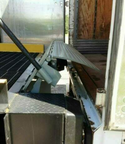 loading facility using a loading dock leveler